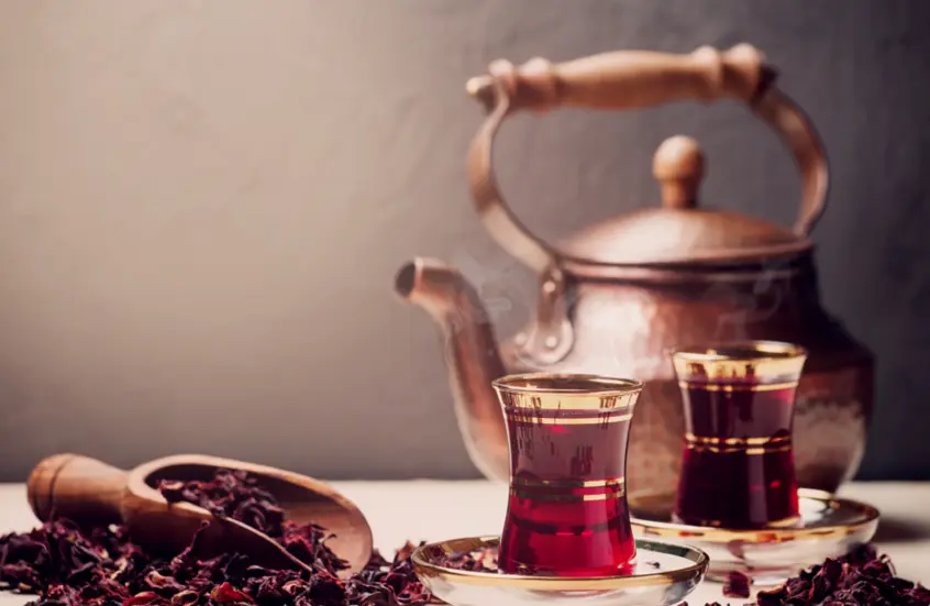 الشاي الأسود يحمي قلبك.. لكن بكمية غير متوقعة!